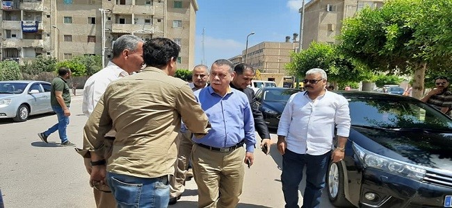 العبد يفتتح الجمعية التعاونية ومعرض السلع 
