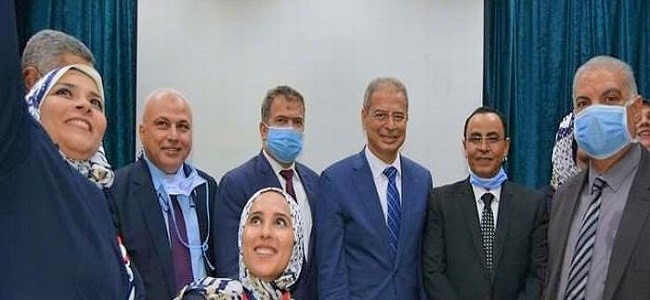 مناقشة العروض النهائية للحالات الدراسية المقدمة من الدفعة 29 إعداد القادة